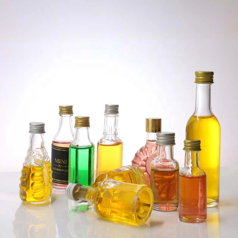 
50ml Mini Glass Bottle Alcohol Drink Liquor Wine Rum Miniature Bottle With Screw Lid For Spirits 