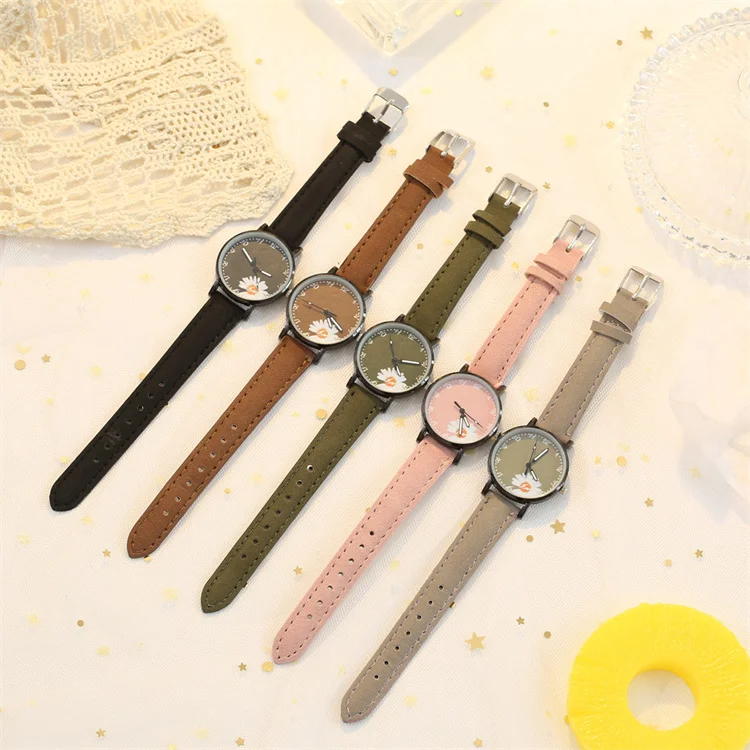 

Wholesale Fashion Korean Pu Leather Watch Bracelet Set Girls Ladies Small Daisy Quartz Watches, Picture