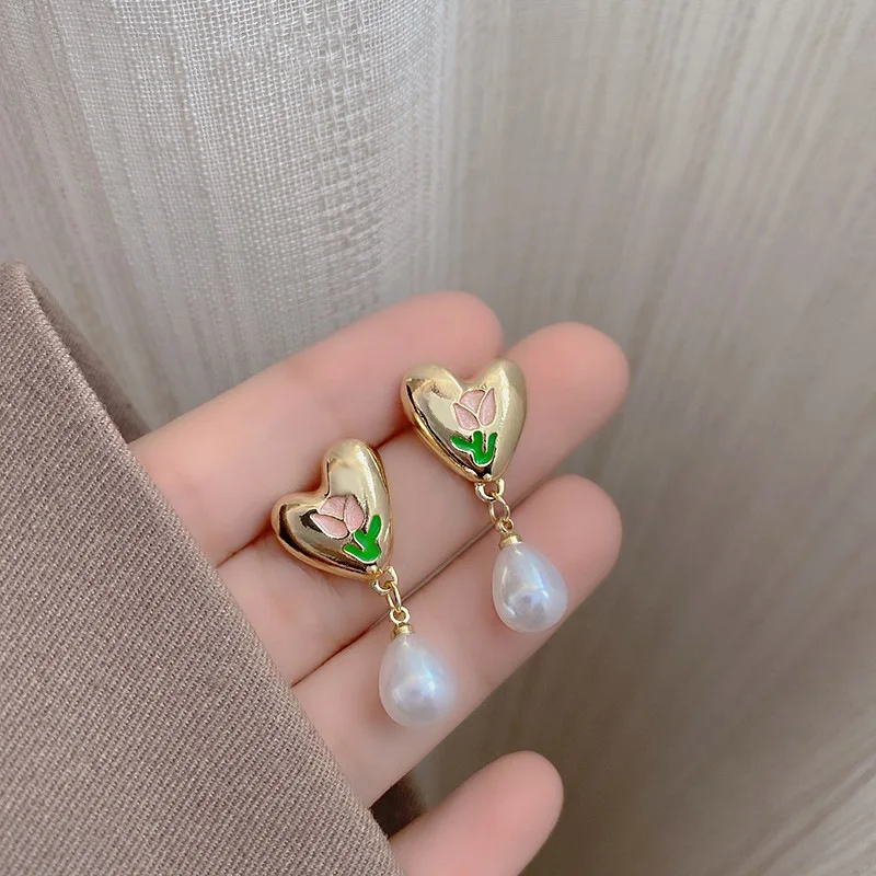 

cute heart shaped pearl earrings minimalist charm earrings for girls