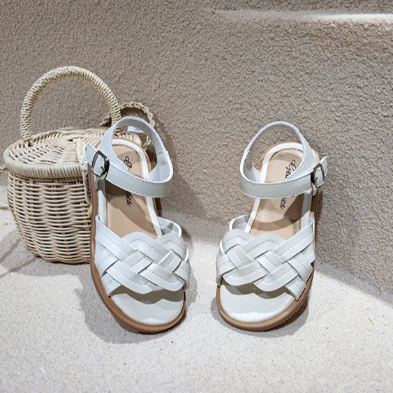 

Korean fashion girl sandals