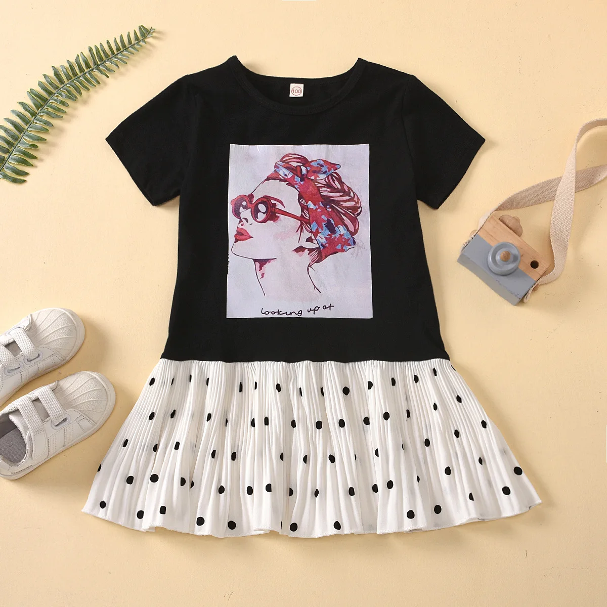 

Hot Sale Summer Girl Cartoon Avatar Short Sleeve Splicing Polka Dot Print Skirt