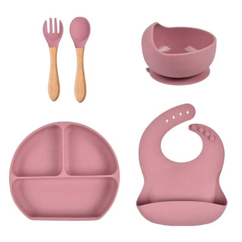 

2022 Multiple Colours 5pcs Baby Cutlery Baby Silicone Feeding Set Suction Plate Bowl With Wooden Spoon Fork, Gray/blue/green or customized