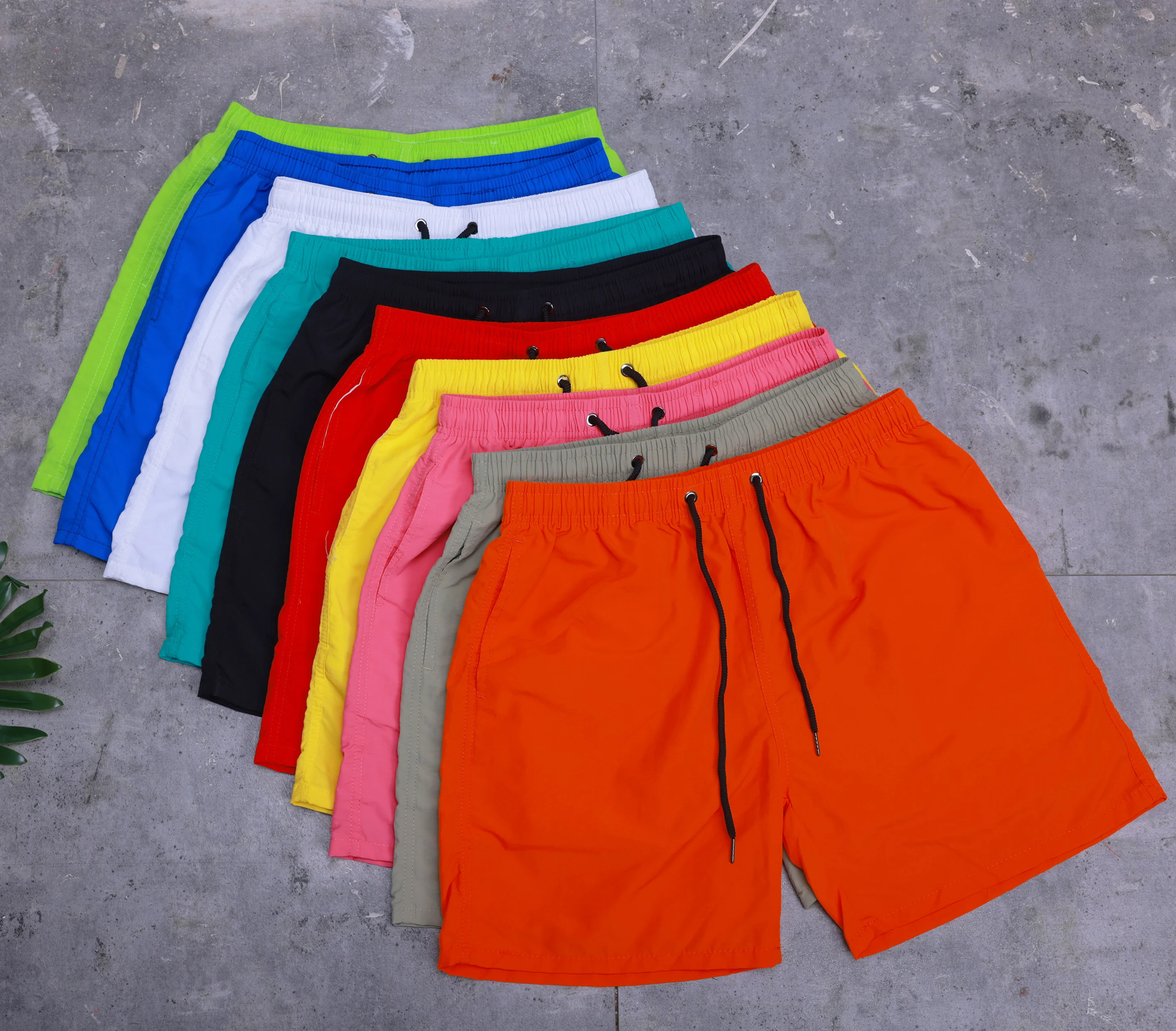 

Wholesale Summer Men's Casual Shorts Solid Color Swim Pants Men's Beach Swimming Shorts Custom Sports Shorts, Picture