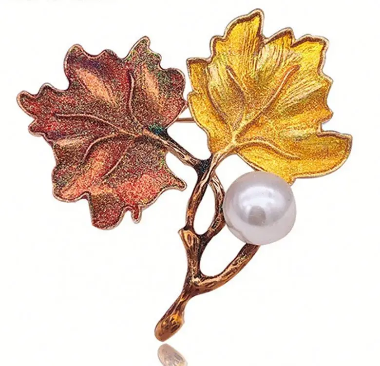 

Vintage Maple Leaf Women's Brooch Dripping Pearl Alloy Brooch, Yellow