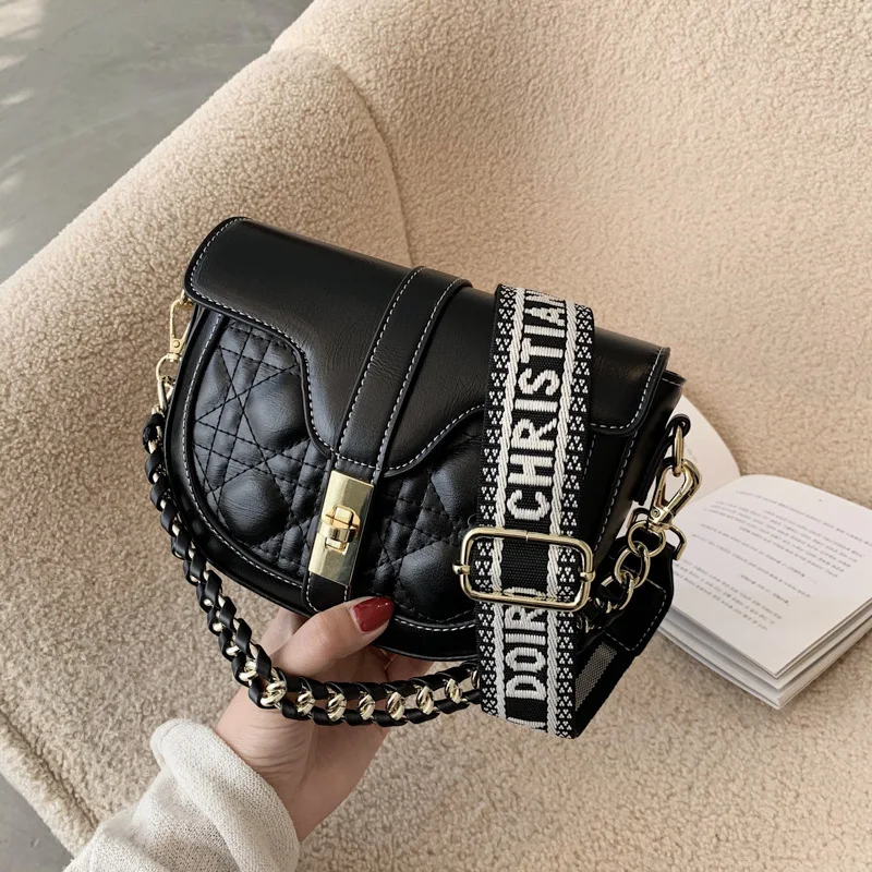 

Fashion Female Bag Small Chain Saddle Single Shoulder Messenger Bag