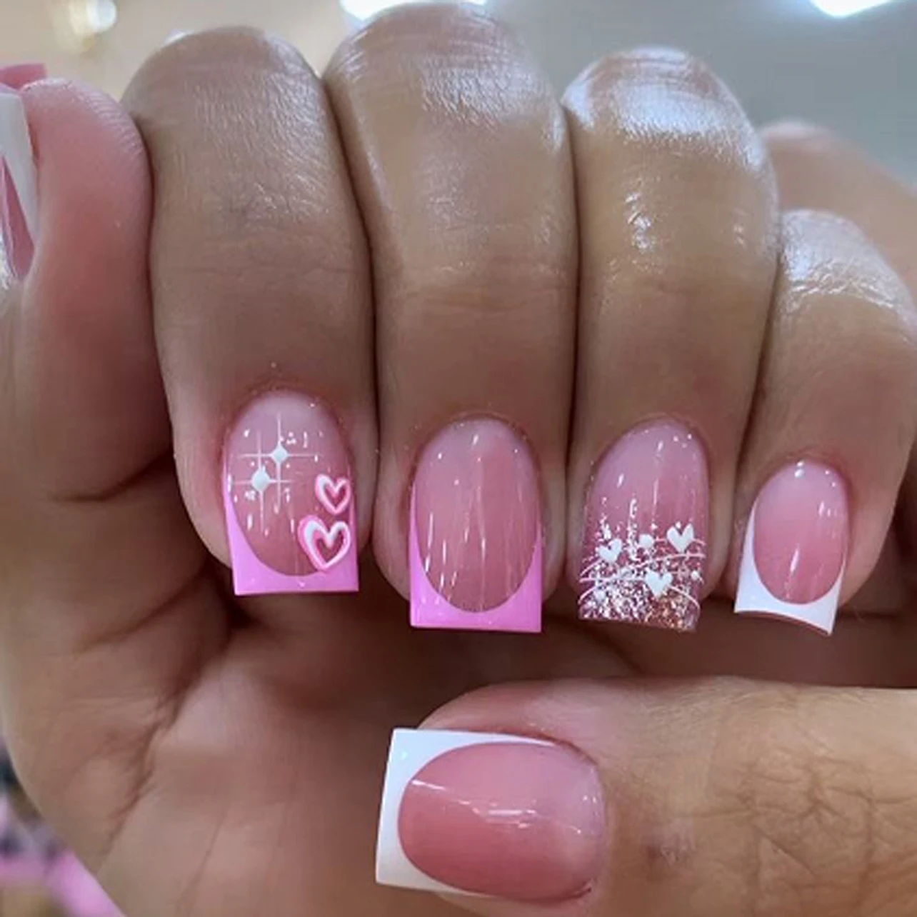 24 Pcs 3750 French Style Maroon Glitter Gradient Heart Short Square Nails Press on Nails Artificial Fingernails