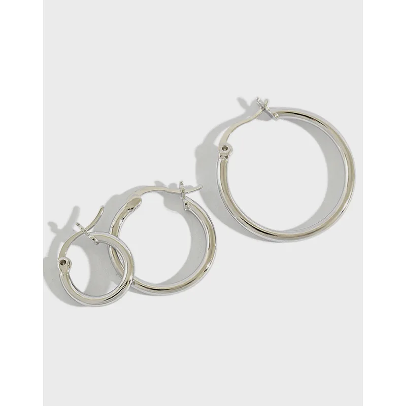 

2mm thickness size 13mm/18mm/23mm sterling silver hoop earrings, 18k gold/ white gold