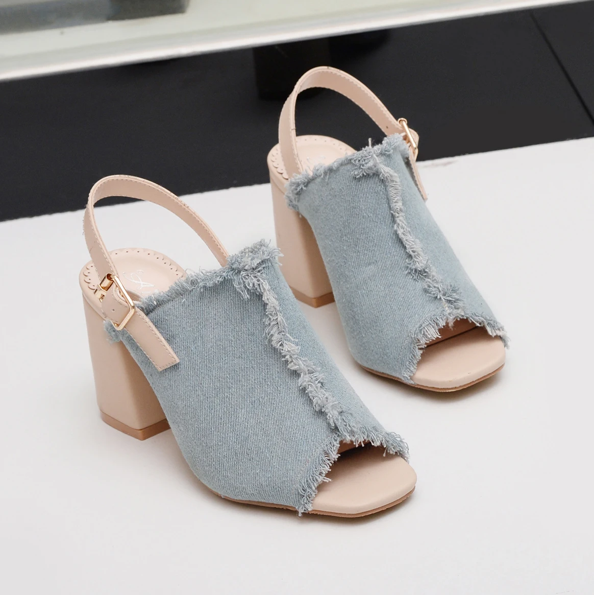 

Factory price wholesale ladies block heel sandals jeans summer fashion sandal, Denim light blue,denim apricot,denim dark blue
