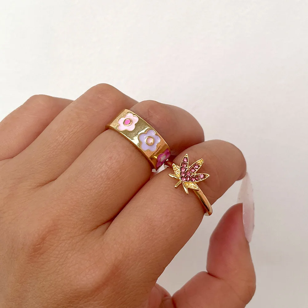 

2021 New Jewelry Set Trendy Gothic Girls Friendship Rings For Women Enamel Crystal Maple Leaf Knuckle Rings, Mixed color