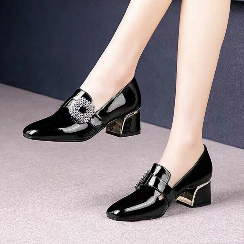 

Plus Size Women Pumps Rhinestone Buckle Boat Shoes Patent Leather Dress Shoes Ladies Office Shoes zapatos mujer