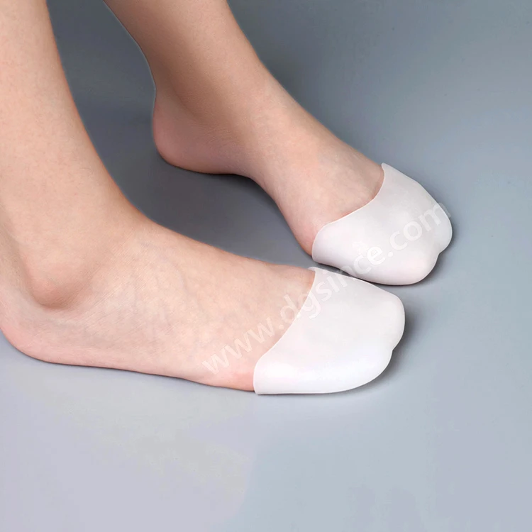 

Top grade unique pain relief ballet shoes silicone toe pad protector, White