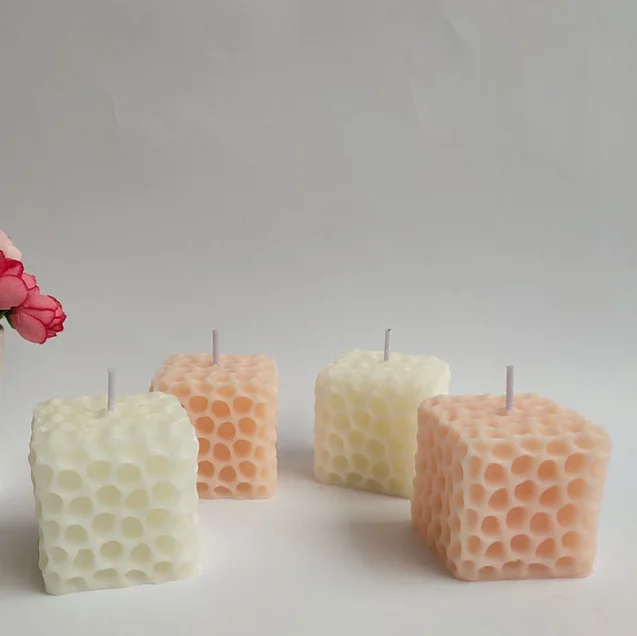 

Z625 Three dimensional honeycomb Candle Mold hand soap mold, Random