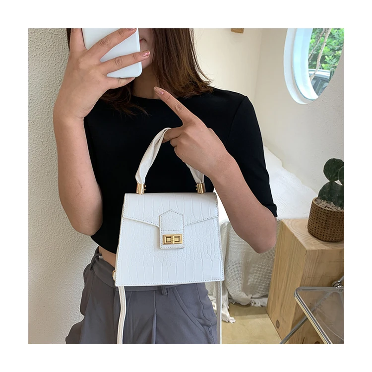 

Latest Fashion Crossbody Bags Small Square Shoulder Chain Special Lock Design Travel Women Handbags