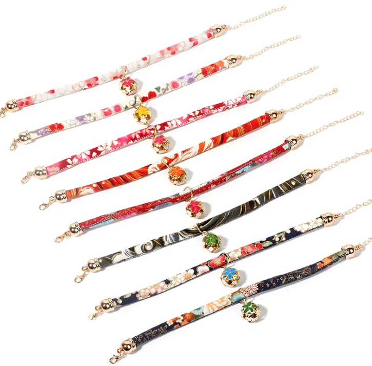 

Wholesale Pet Collar Accessories Walking Pretty Cat Collar Girl