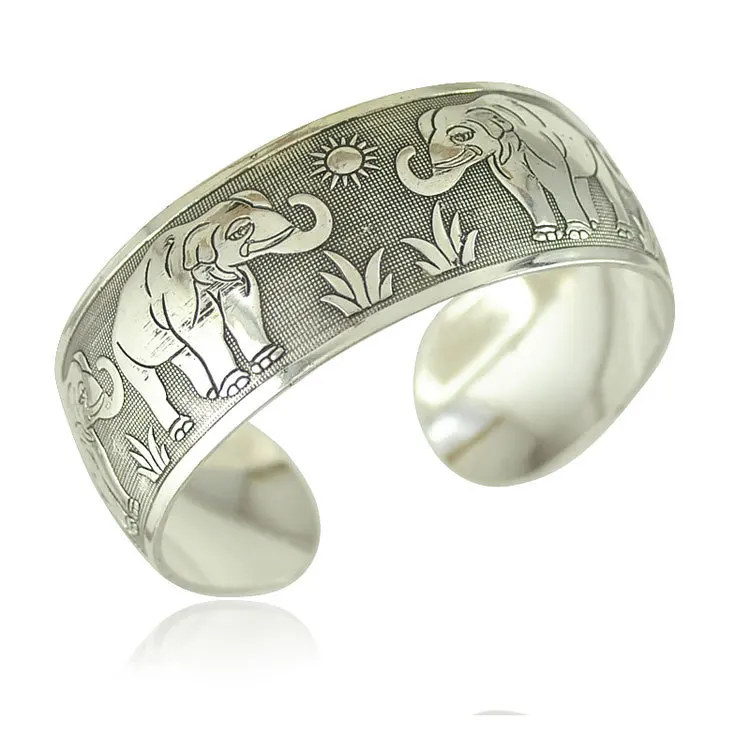 

retro Tibetan silver Miao silver wide bracelet bracelet Bohemian carved hand jewelry Elephant Sun Turtle Dragon Phoenix bracelet, Picture colors