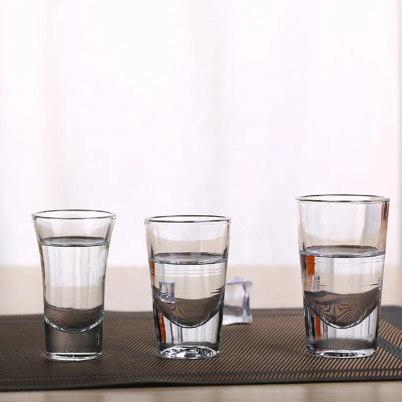 

Amazion best selling Crystal Handmade shot glasses Shaped for Improving Tasting and Aroma of Spirits Crystal custom shot glass, Green / white