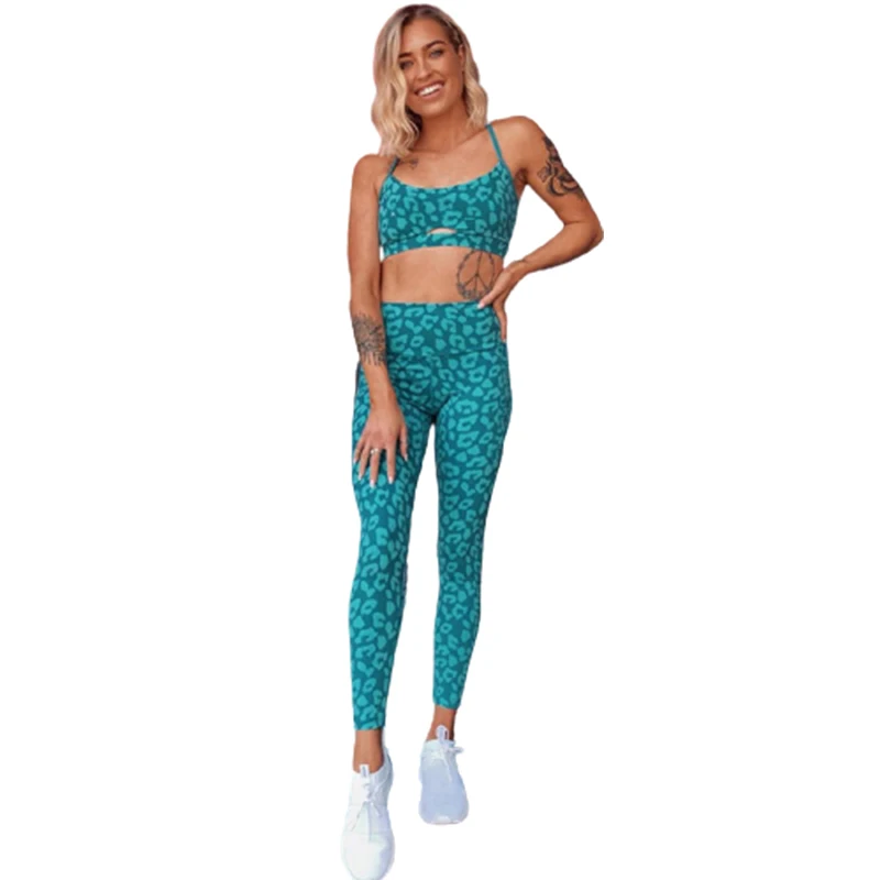 

Custom logo animal print athletic wear breathable monochromatic Professional yoga gym sets, 2 color