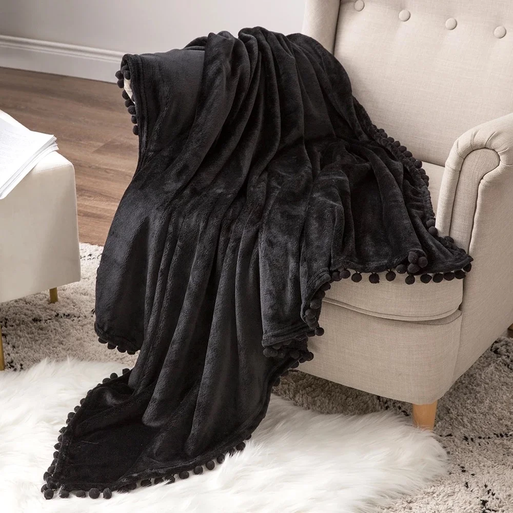 保暖黑色松质绒布绒布流苏带流苏毛毯