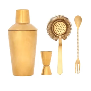 Image of New arrival 4-piece bartender kit cocktail shaker bar set with strainer