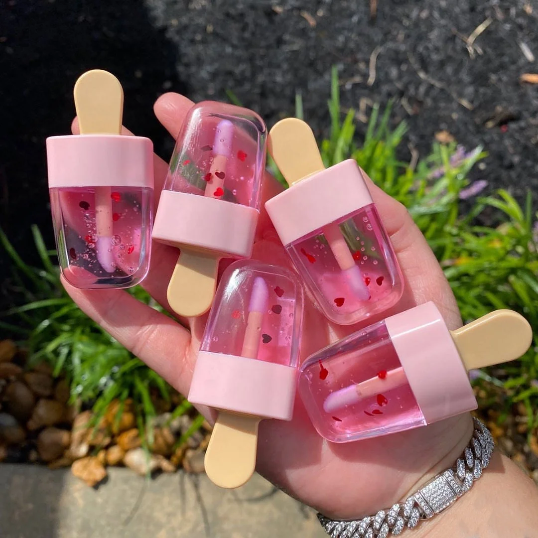 

2021 New trend Vendors Vegan Base Holder Sticker Logo Ice Cream Tube Oem Lipgloss Fruit Light Up Makeup Lip Gloss