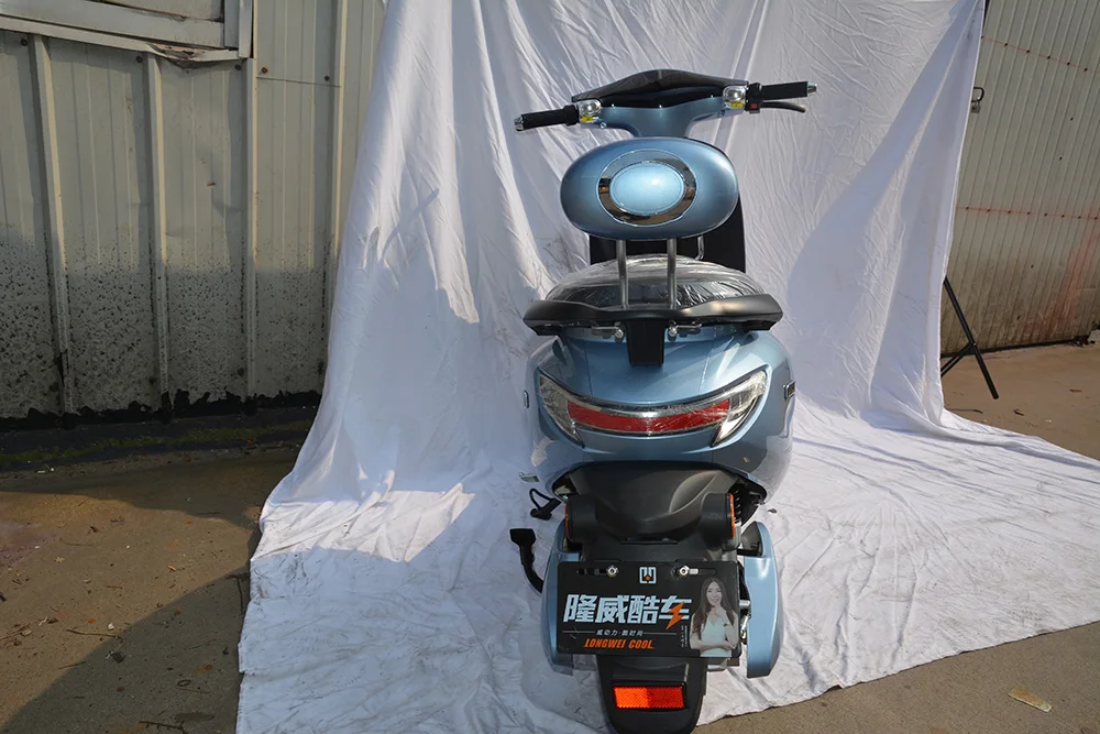 wuxi fast 2 wheel electric scooter with seat mad