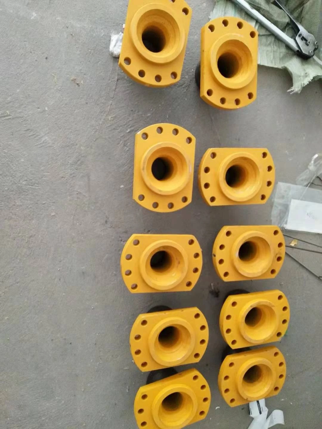 D65e12 D65p12 Bulldozer Trunnion 14z7133212 Buy Trunnion For D65e