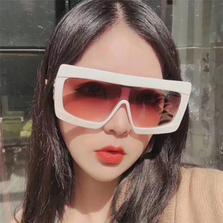 

Oversized Sunglasses Women 2021 Fashion Luxury Brand Designer Personality Sun Glasses Shades UV400