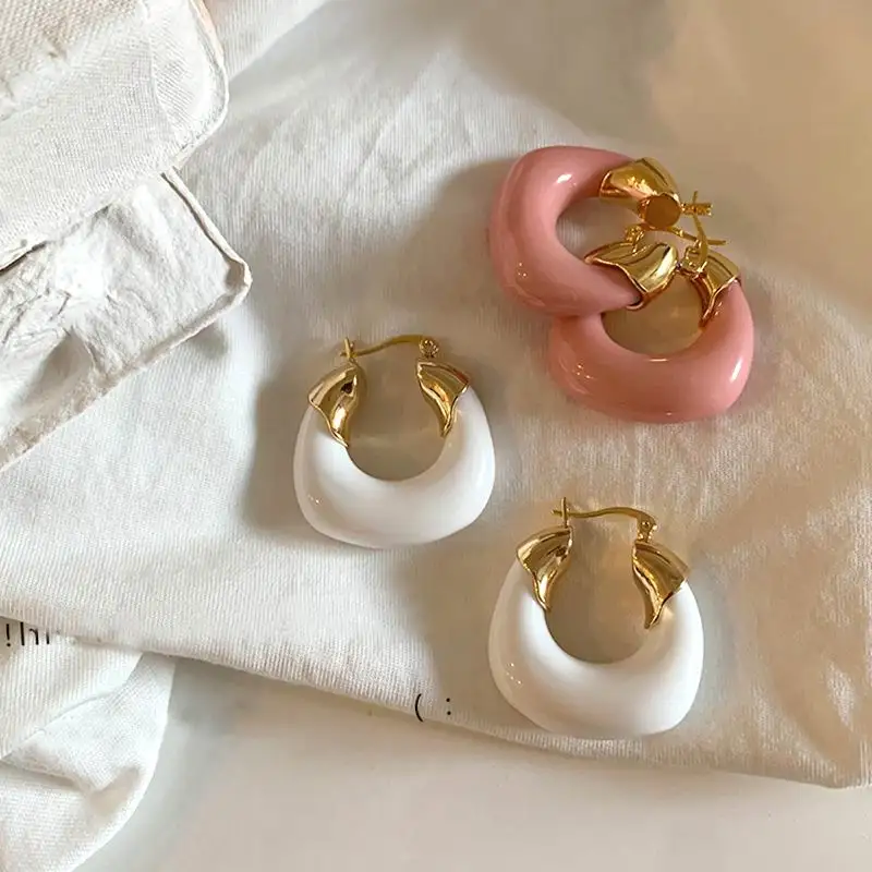 

Korean Style Beige Pink Fashion Designer Resin Hoop Earrings For Women 2021 New Jewelry Earings