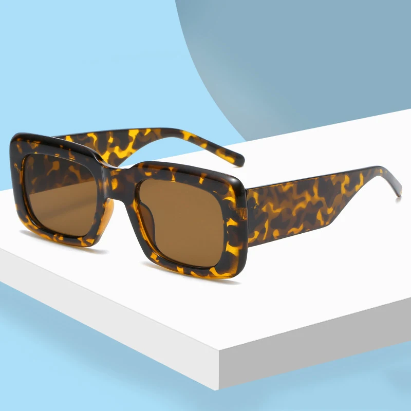 

2021 Ready To Ship OEM Logo Custom Design Shades UV400 Plastic Square Womens Sunglasses For Wholesale, Custom colors