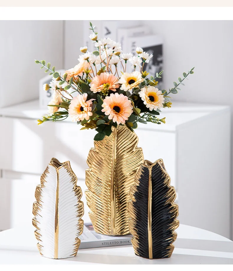 

Nordic black gold electroplated leaf ceramic vase modern simple home living room decoration decoration piece vase