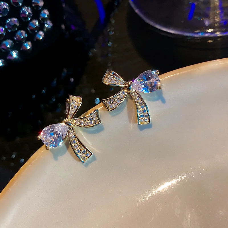 

trendy fashion charm crystal glitter bow shape earrings