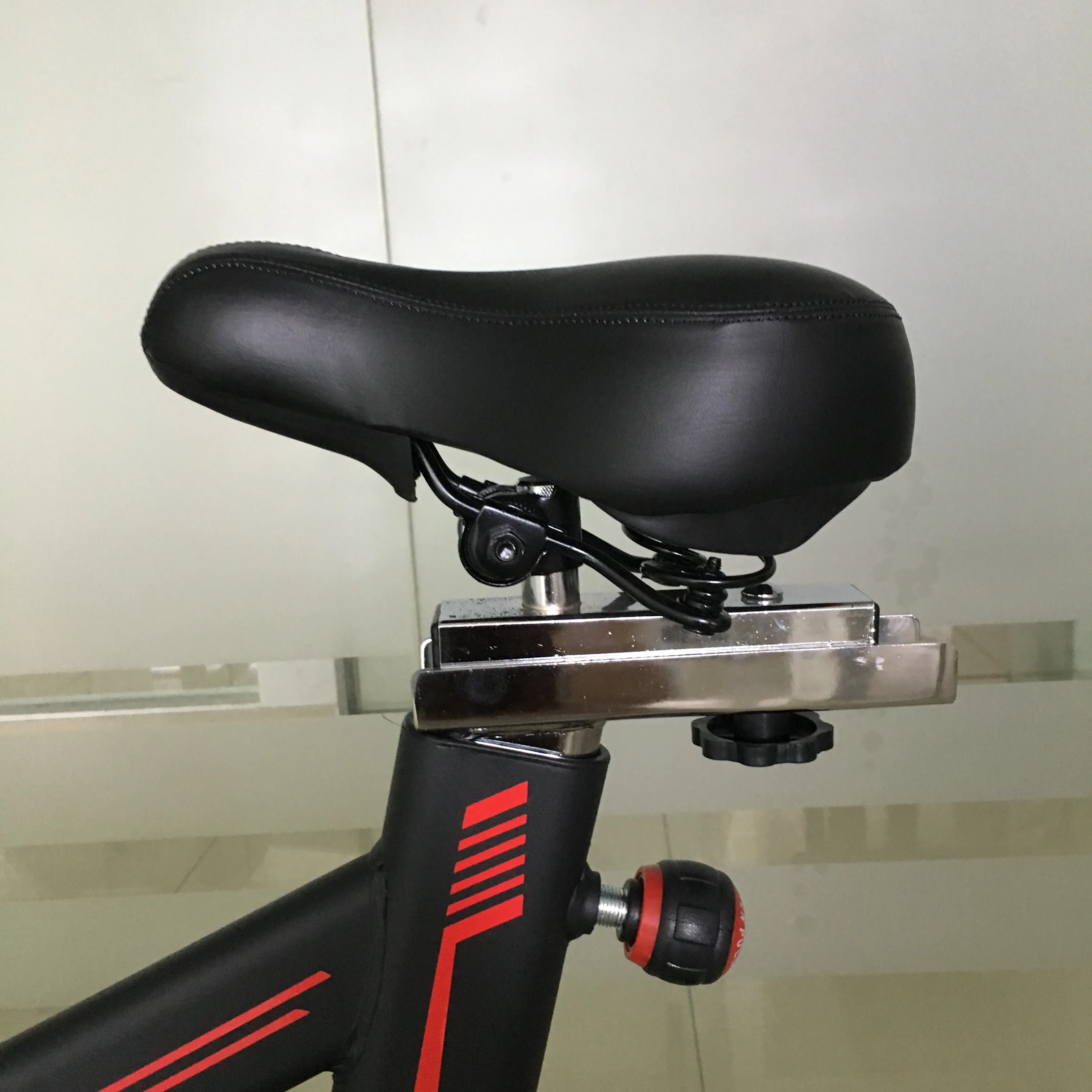 hot sale spinning bike with high quality for home use , charming