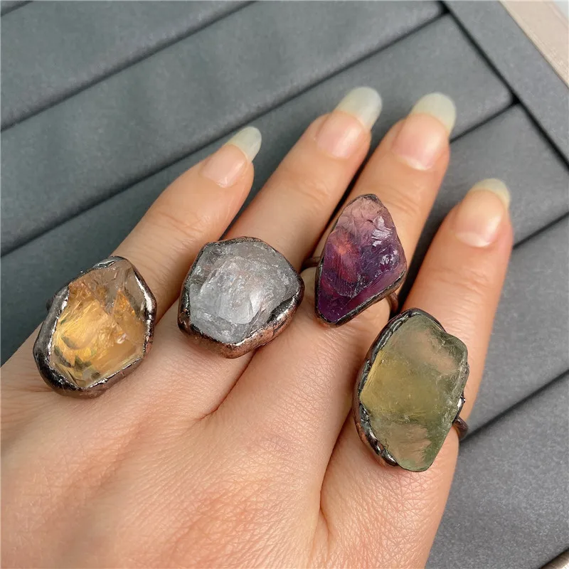 

2021 hot sale natural raw gemstone crystal ring,citrine amethyst green fluorite mini stone ring with antique bronze plated ring, As pictures show