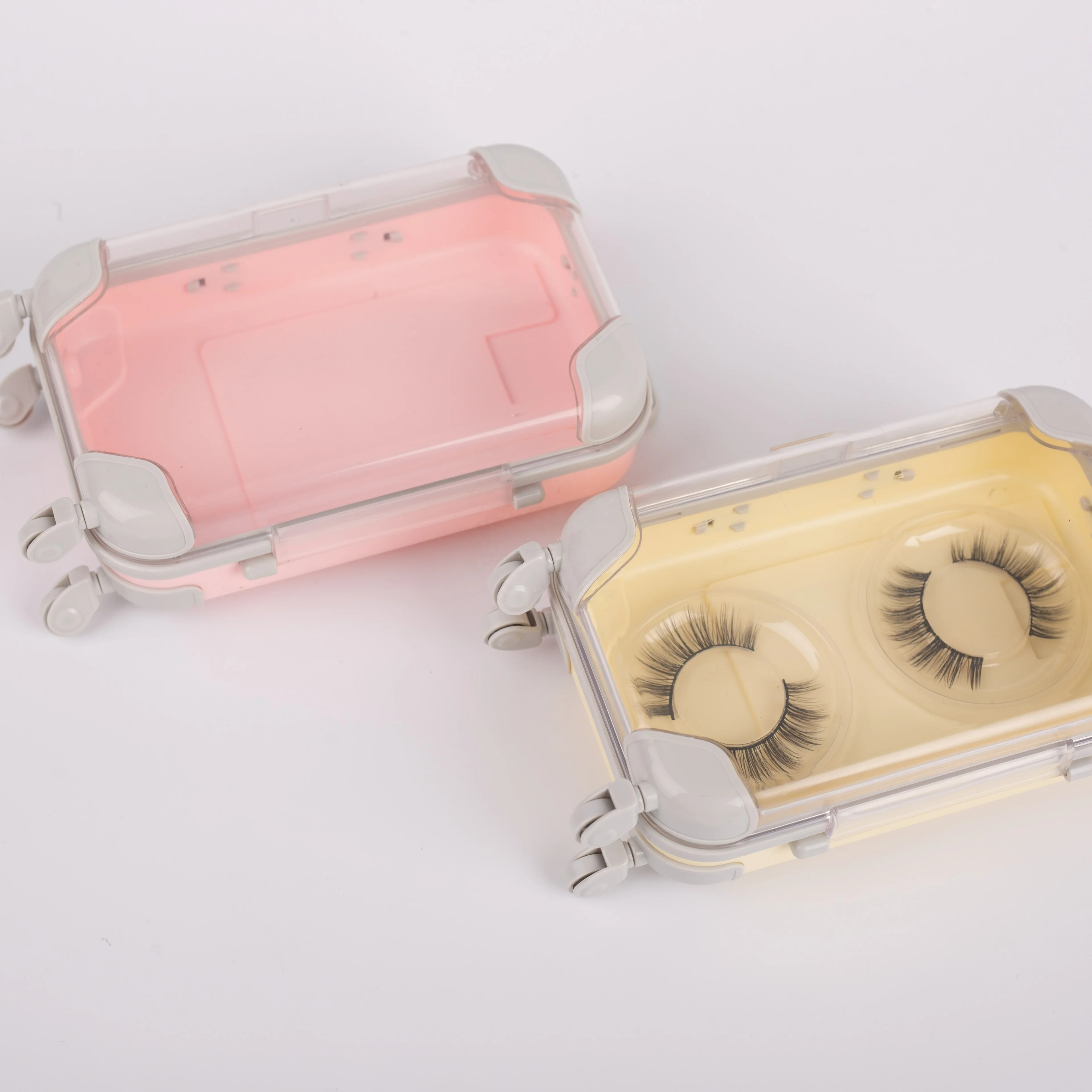 

25MM 3D Mink Lashes Custom Packaging Box China Eyelashes
