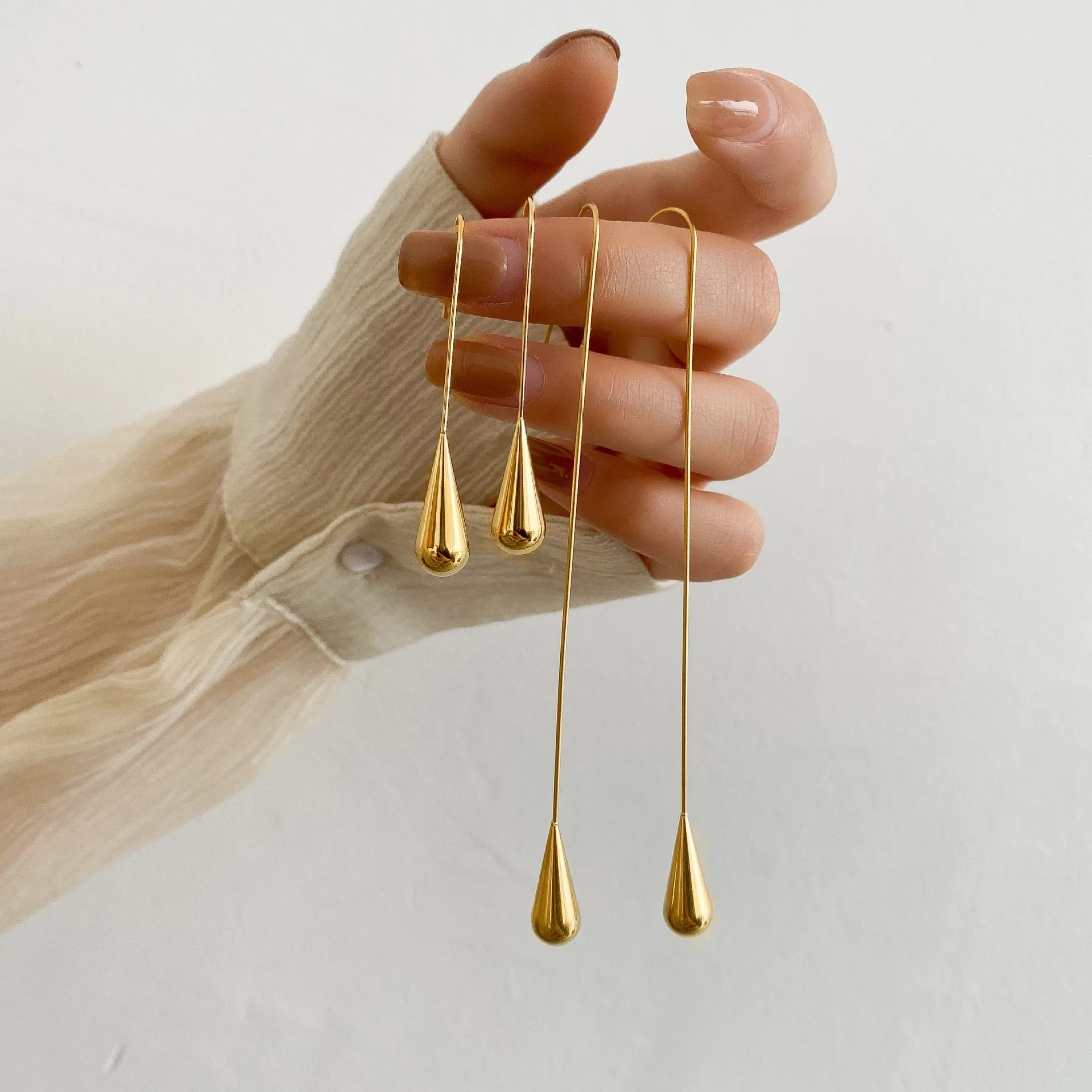 

French Style Stainless Steel Long Stick Waterdrop Hook Earring Ladies Fashion 18k Gold Filled 10mm Long Teardrop Dangle Earring