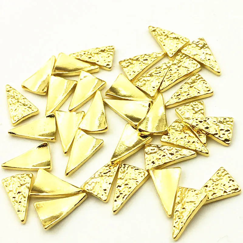 

100pcs/pack Japan New 3D Nail Art Accessory Metal Nail Decoration Kawaii Triangle Style DIY Charm Nail Tools for Manicure