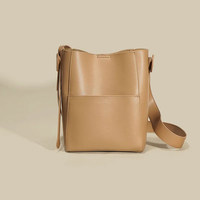 

2022 High Quality Luxury Leather Bags Women Calfskin Leather Hand Bags Woman Shoulder Trending Women Designer Handbags, Black, beige