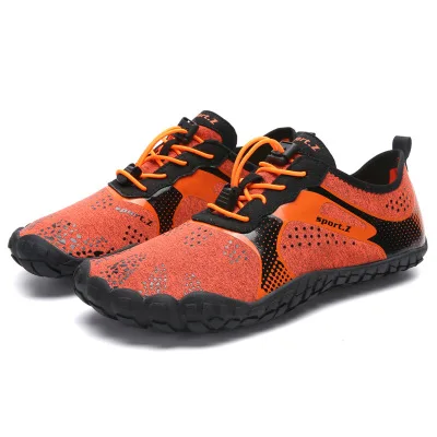 

2021 fashion best sell high quality walk on water five fingers aqua water shoes