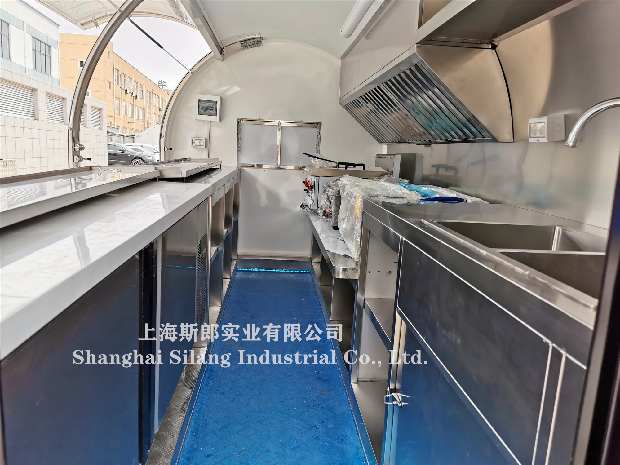 New Zealand Enclosed Fiberglass Mobile Ice Cream Food mobile Concession Trailer supplier