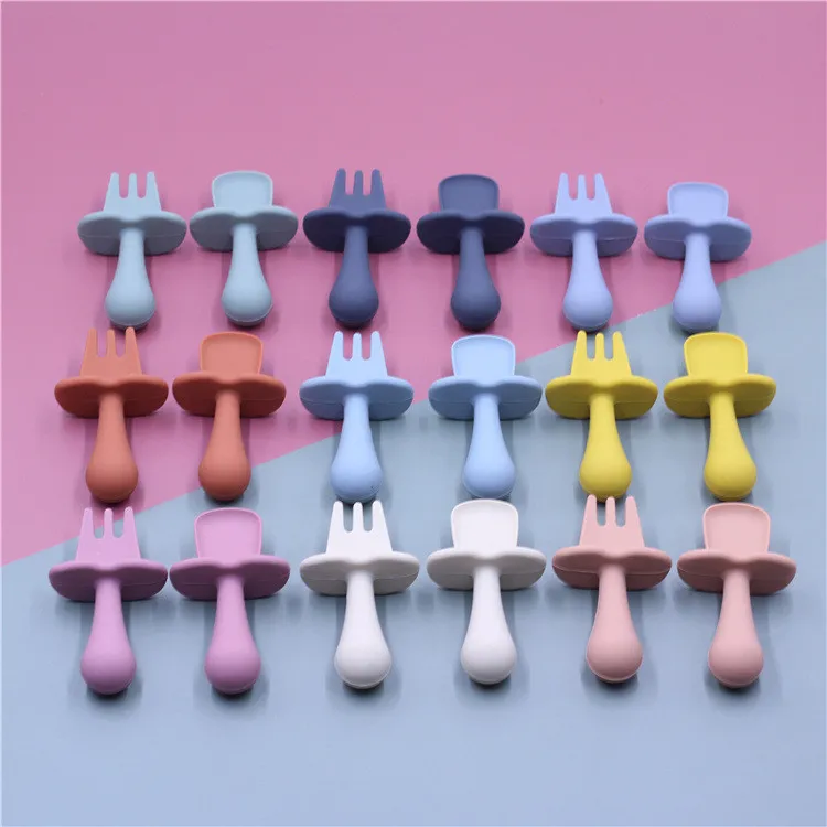 

Heat Resistant Eco-friendly Baby Easy-Grip Soft Feeding Teething Silicone Spoon And Fork Set