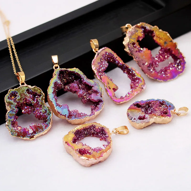 

Natural Crystal pendant agate stone plated edge necklace