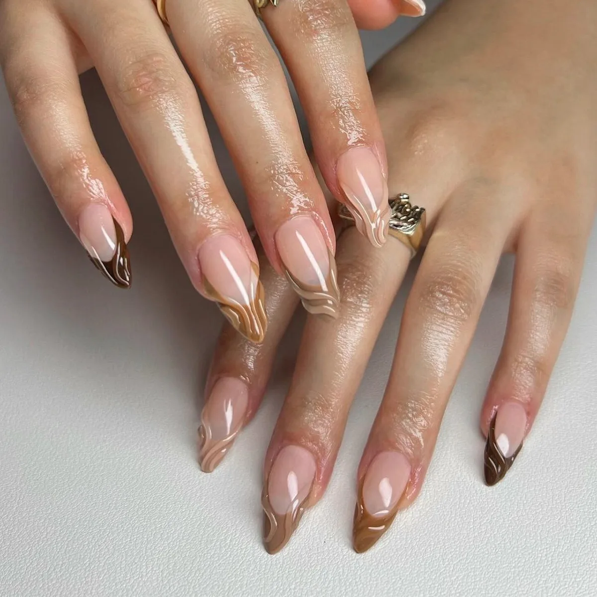 24 Pcs 3333 Mélange Brown French 3D Almond Shape Nails Press on Nails Artificial Fingernails
