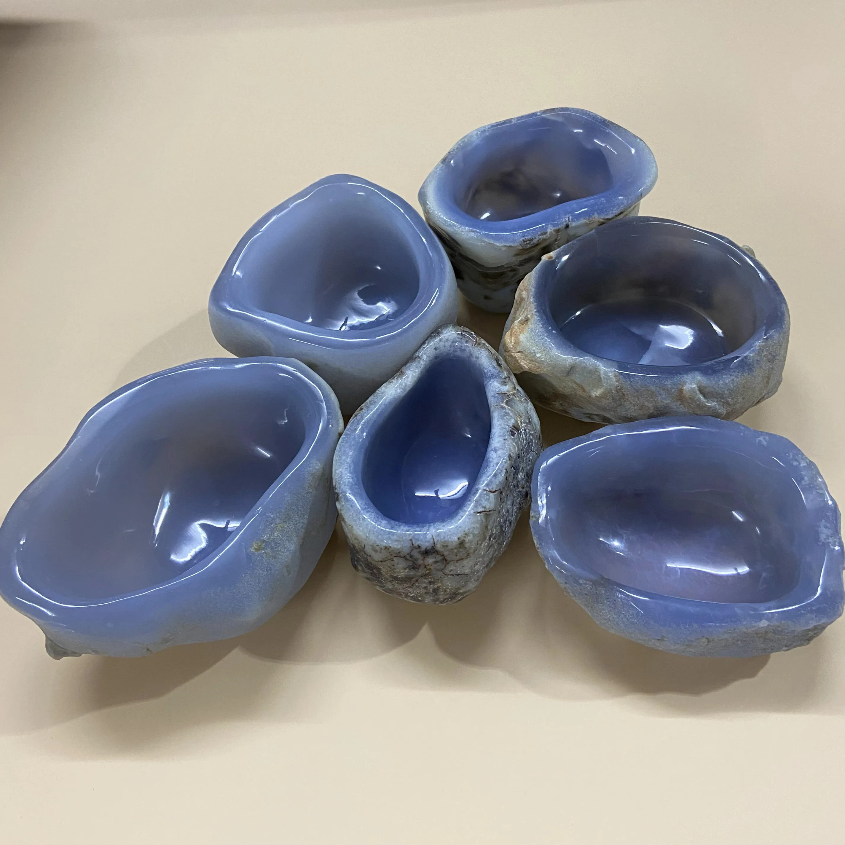 

Customized natural hand carved crystal bowl gemstone healing folk crafts blue quartz sink