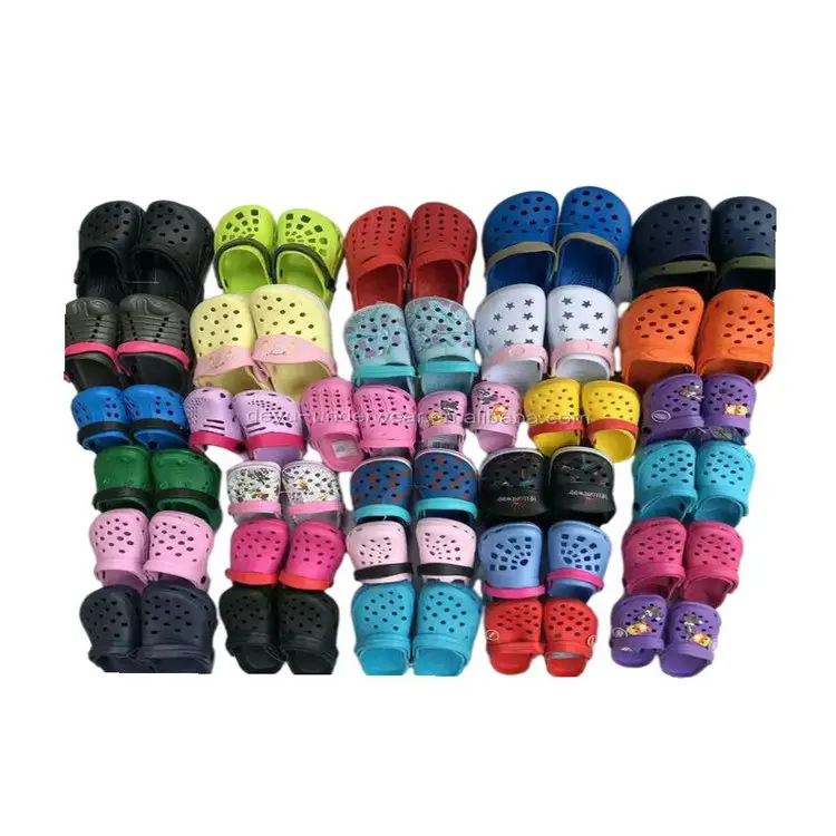 

0.58 Dollars ZJM001 Size 18-35 Wholesale Stock Ready  Styles  Size Unisex ladies home slippers, Mix