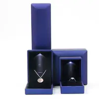 

2020 Hot Sell High Quality Geometric Led Light Jewelry Box Wedding Engagement Ring Box Wholesale