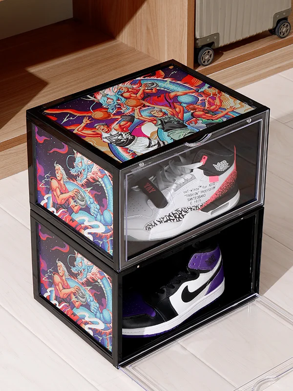 mini sneakers with box