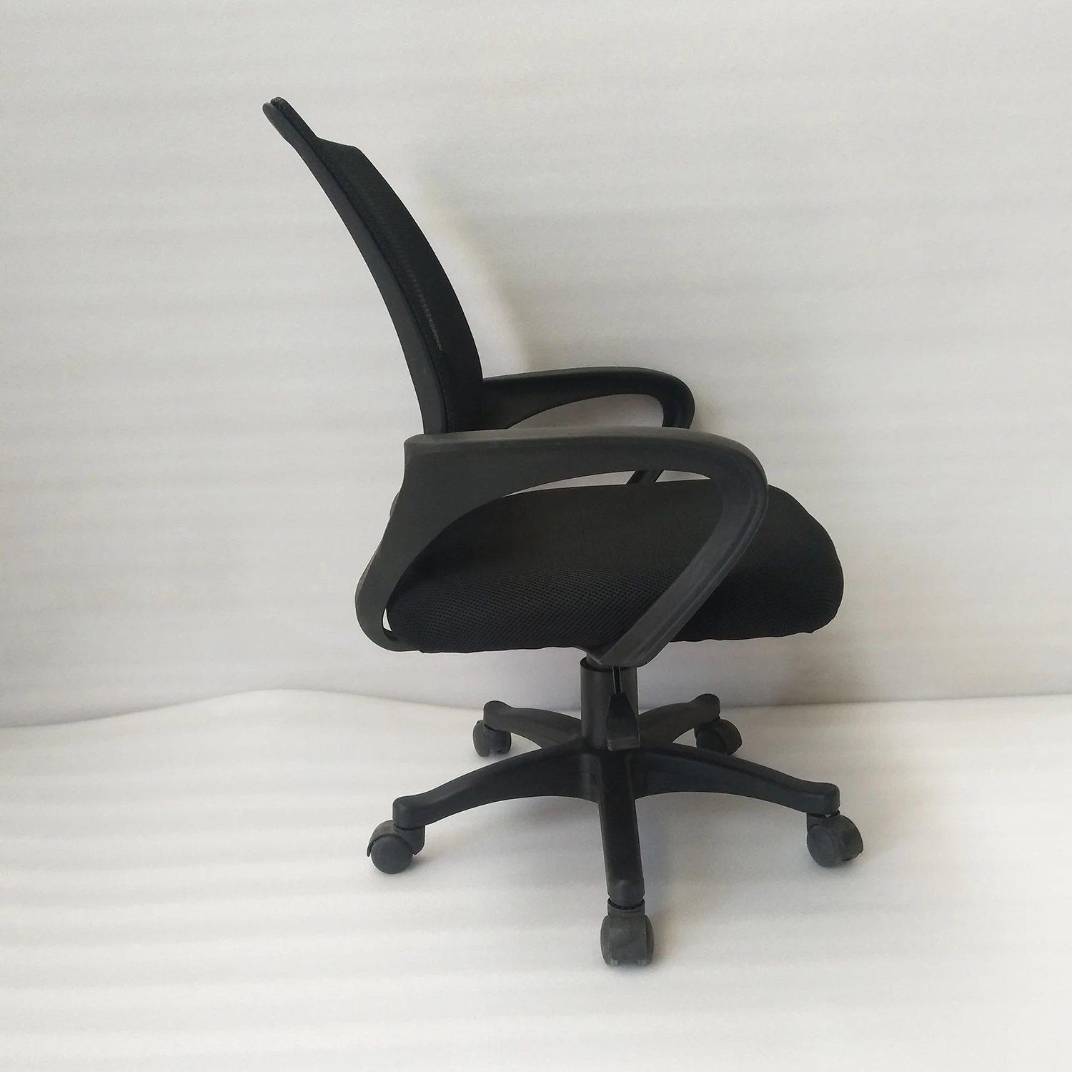 Commercial Furniture Swivel Office Visitor Chair Parts Black Ergonomic Mesh Swivel Office Chair Computer Desk Chair