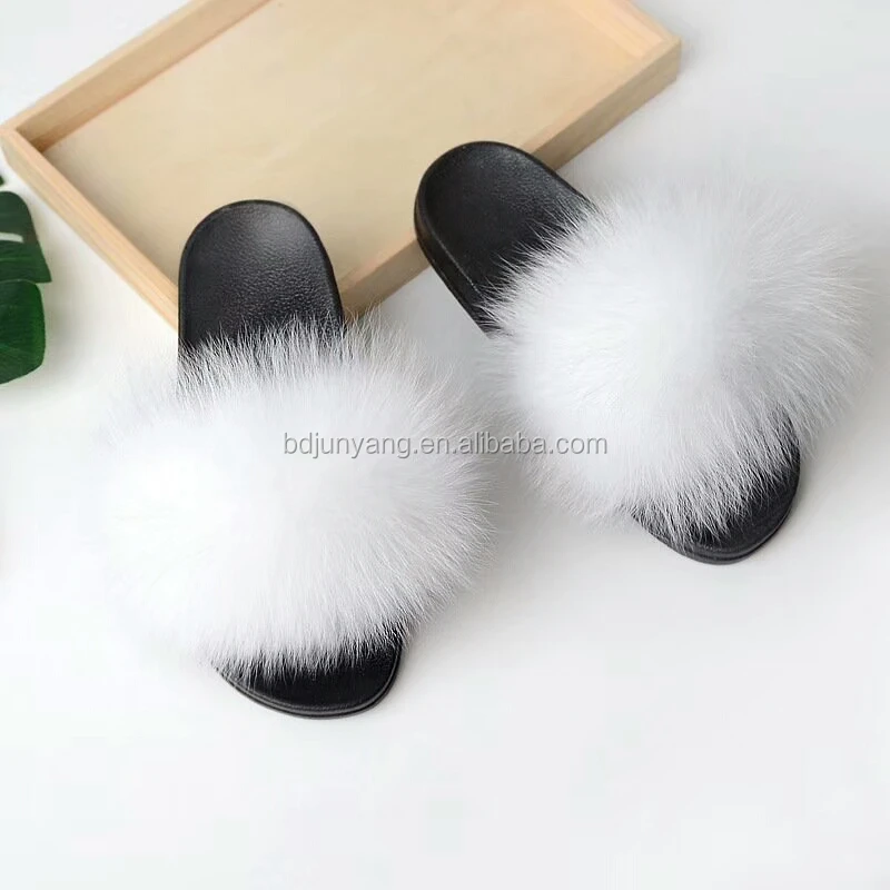 

Fuzzy real fur slipper luxury fur sandal