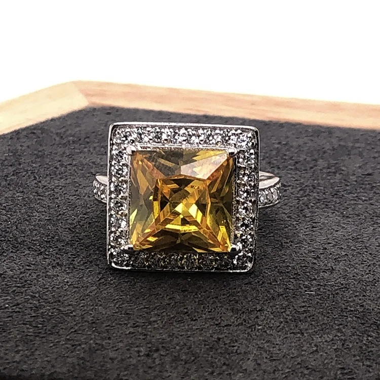 Square Design Yellow Stone Silver Bijoux 925 Rings
