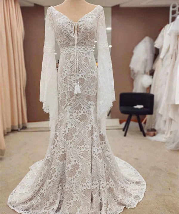 

2020 New Design Long Lantern Sleeve Empire V-Neck Small Train Beauty Backless Lace Boho Beach Wedding Dresses Women, Ivory /champagne